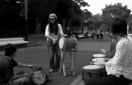 Уличные музыканты, 2005