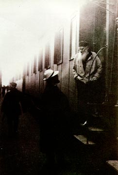 Лев Толстой на станции г. Серпухова